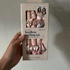 Satin heatless curling set
